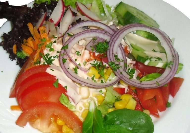 Salate &amp; Suppen - GEESTHUS
